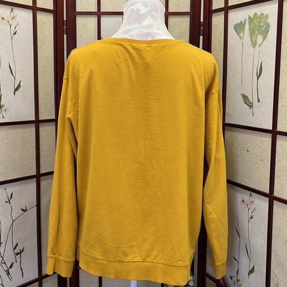 Divided H&M mustard sweatshirt 🌼 - Picture 3 of 4